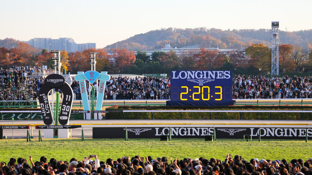 第45回ジャパンカップ。 長い長い追い比べを制したのは、欧州年度代表馬のカランダガン。 20年ぶりの外国馬のジャパンカップ制覇は2:20.3という世界レコードでの決着だった。